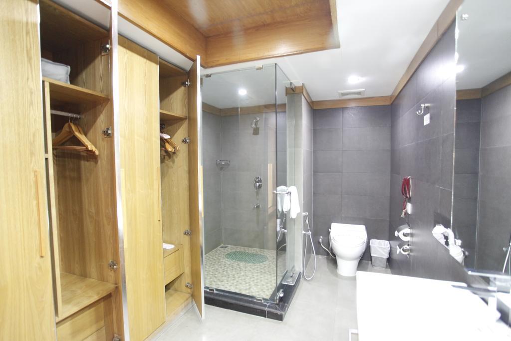 Platinum Suites Dhaka Buitenkant foto