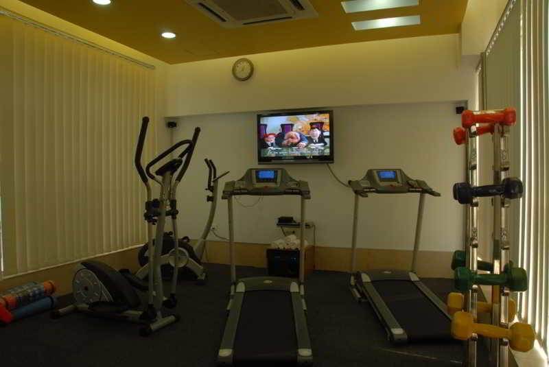 Platinum Suites Dhaka Buitenkant foto