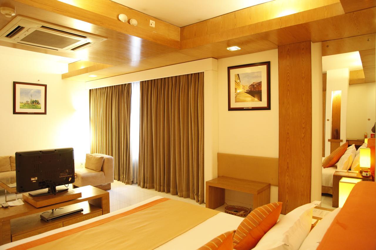Platinum Suites Dhaka Buitenkant foto